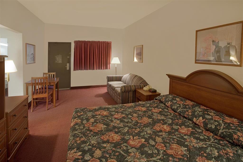 Americas Best Value Inn-Livonia/Detroit Chambre photo