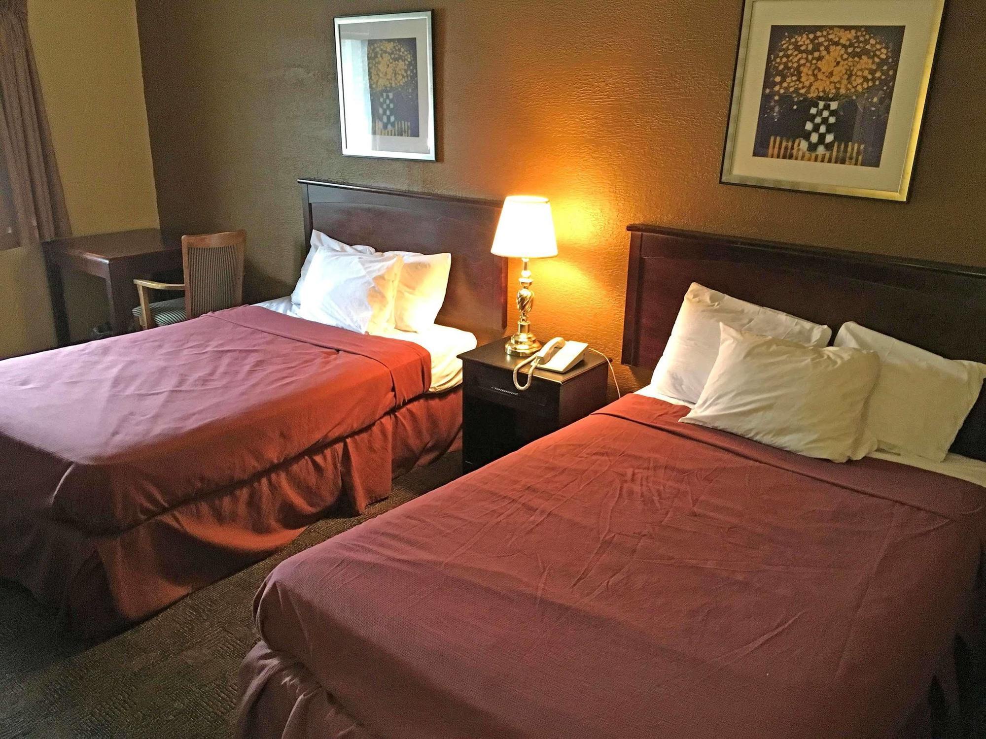 Americas Best Value Inn-Livonia/Detroit Extérieur photo